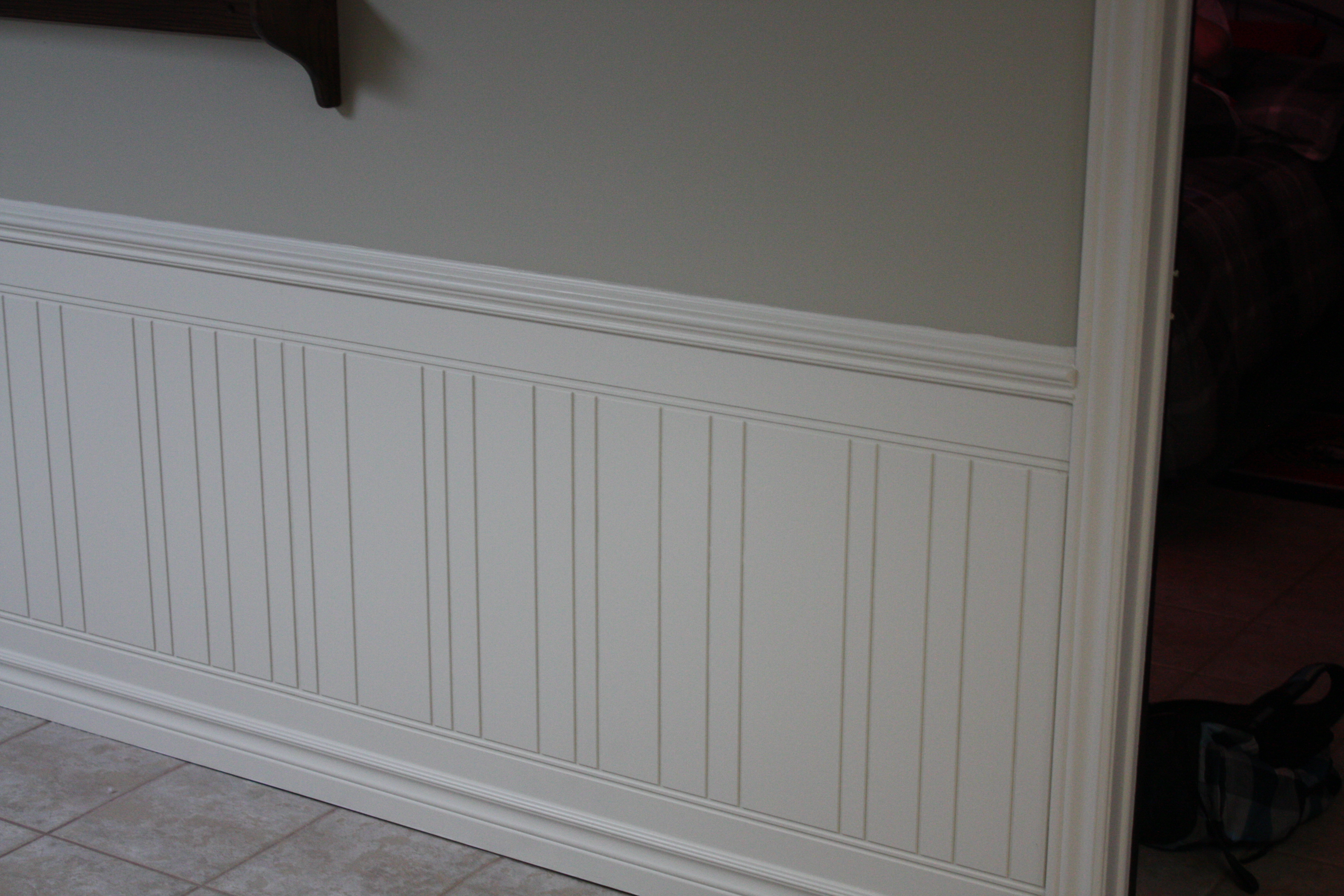 wood door effect Installation & Wall Paneling & Wainscoting Design Decor